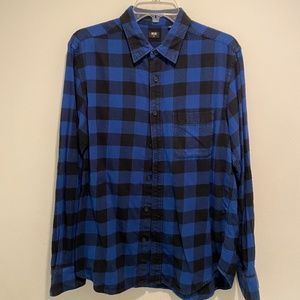 Uniqlo lightweight flannel ***LAST CHANCE TO BUY***